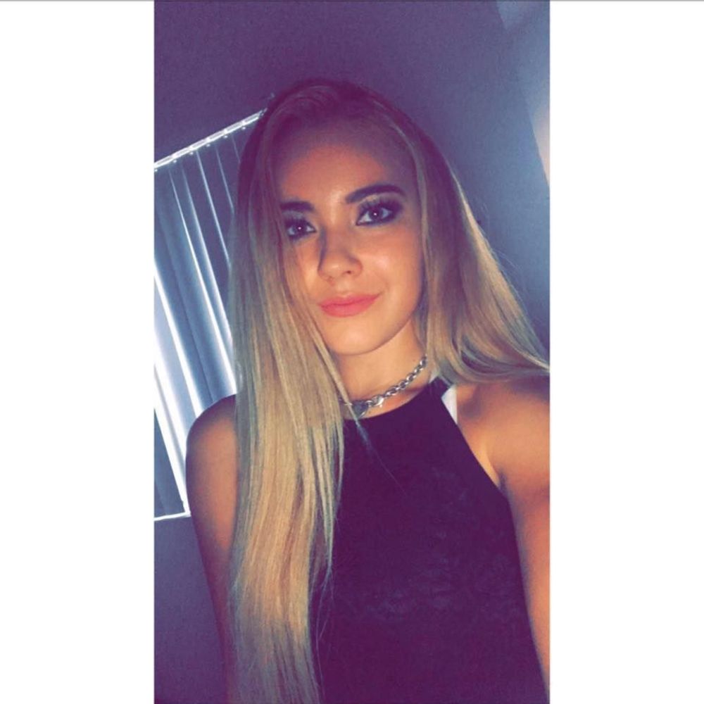 Meet your Posher, Aolanis